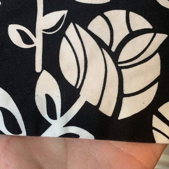 AGB | Black White Floral Spaghetti Strap Peekaboo Bow Hidden Zip Sheath Dress 16 - Picture 16 of 16